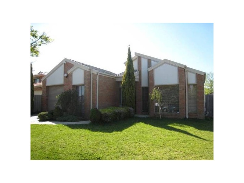 9 Shaw Close, Dandenong North VIC 3175