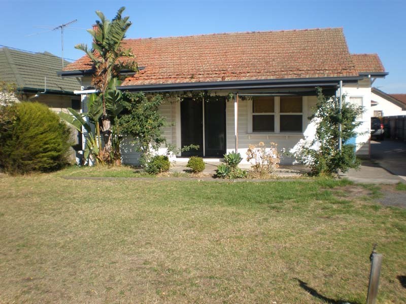 1/17 King George Parade, Dandenong VIC 3175