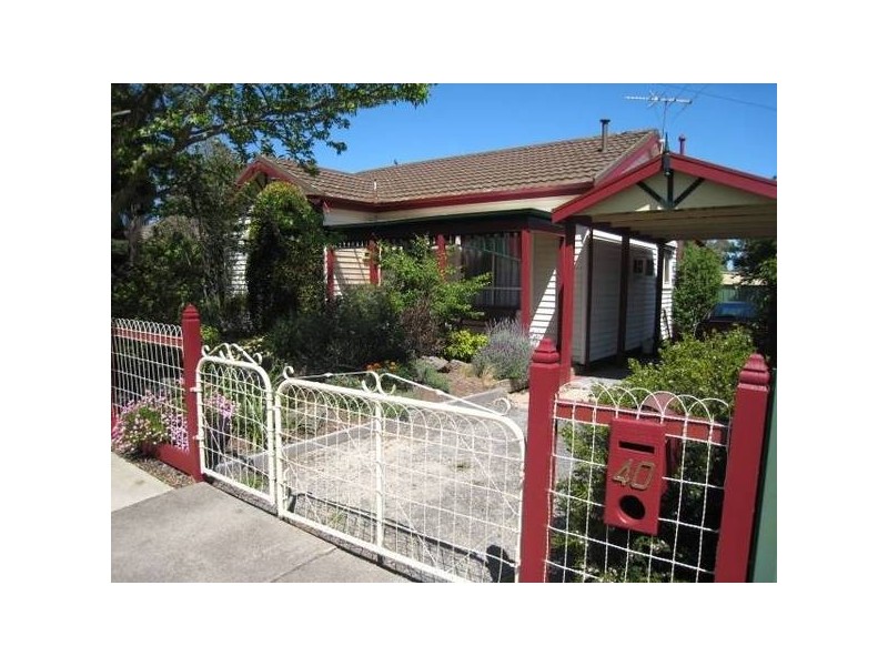 40 Birdwood Avenue, Dandenong VIC 3175