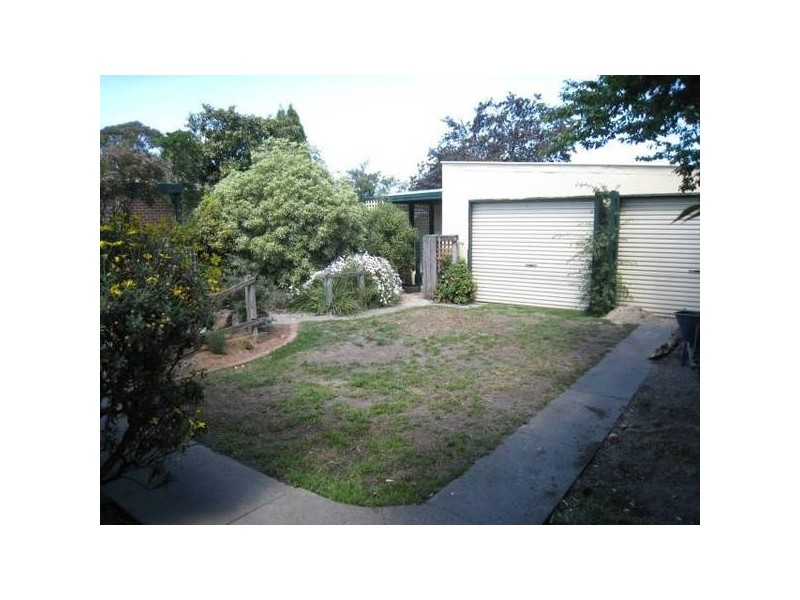 40 Birdwood Avenue, Dandenong VIC 3175