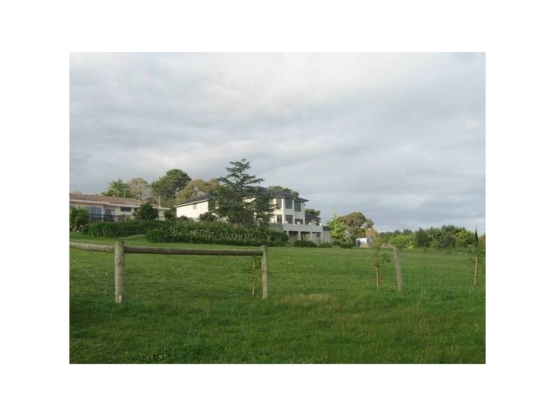 5A Oatlands Road, Narre Warren North VIC 3804