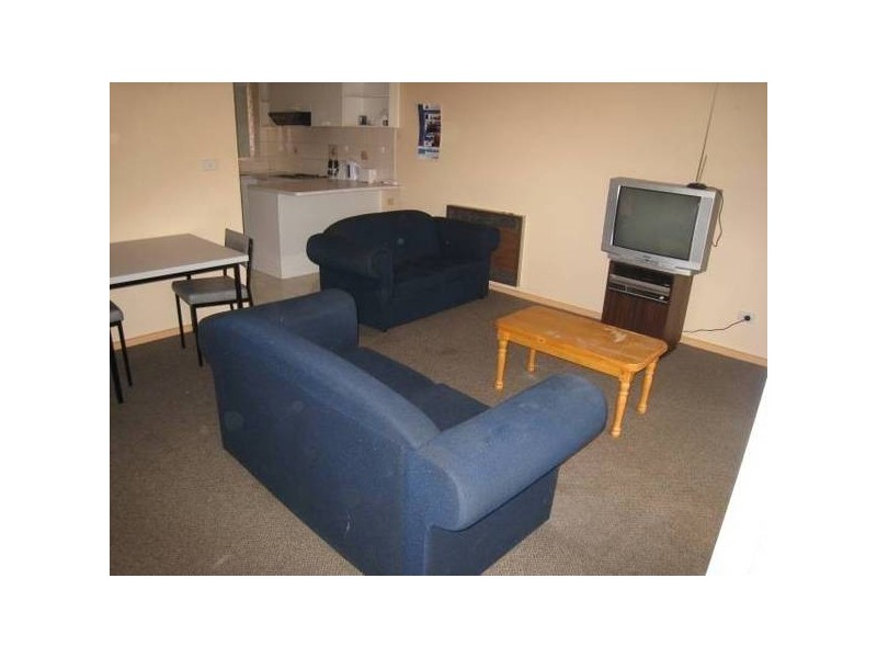 2/39 Hammond Road, Dandenong VIC 3175