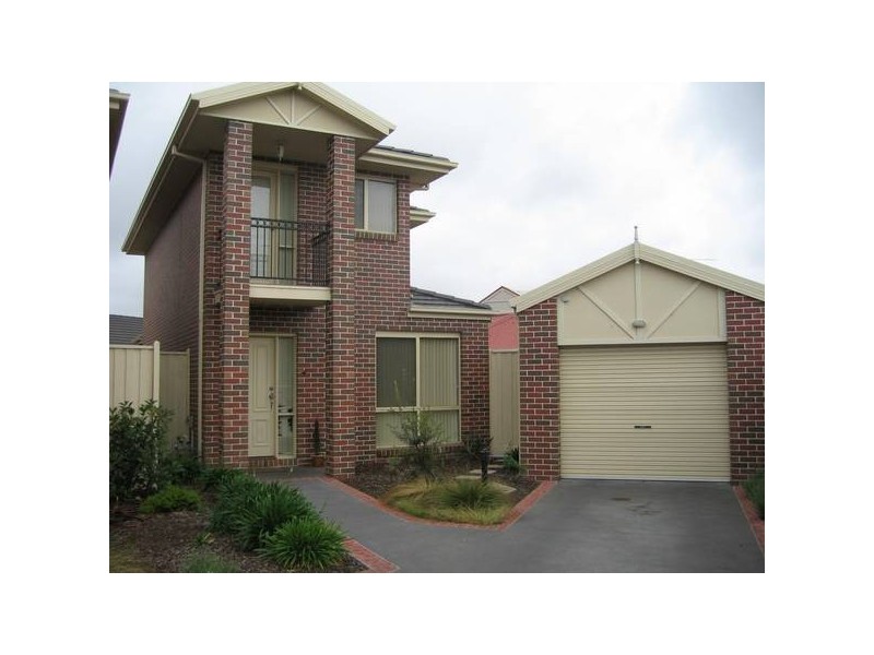 4/3 Devon Court, Dandenong VIC 3175