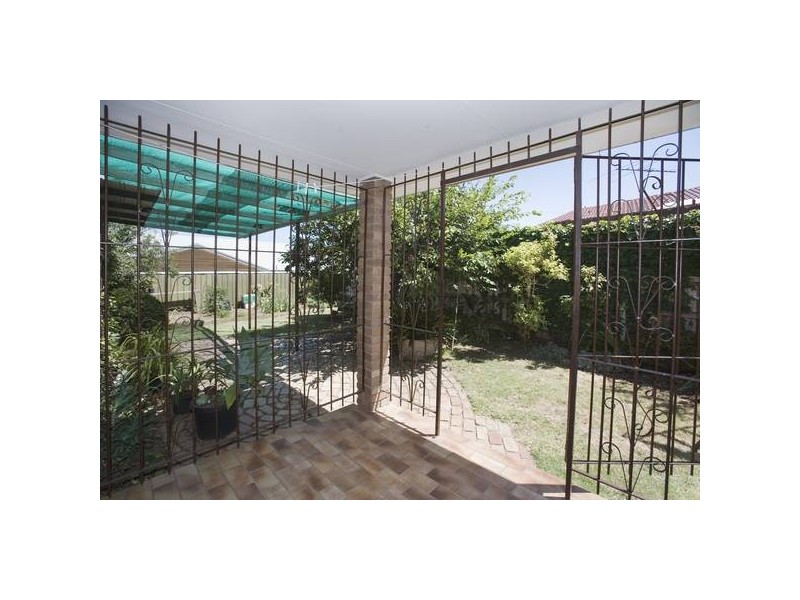 48 Aberdeen Drive, Dandenong North VIC 3175