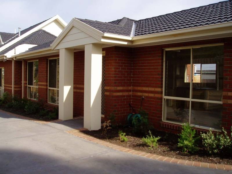 2/6 Waratah Street, Doveton VIC 3177