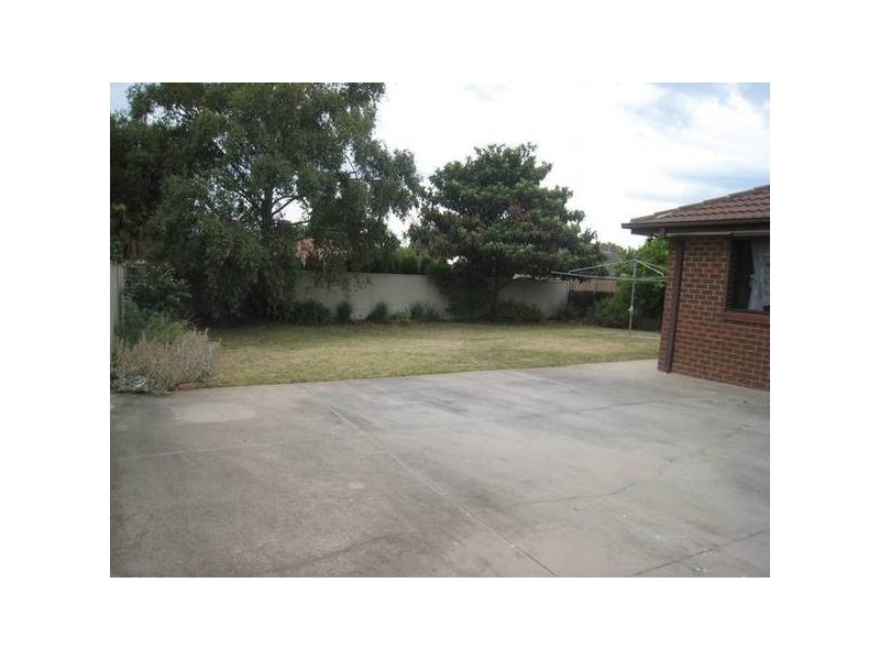 5 Turner Court, Dandenong VIC 3175