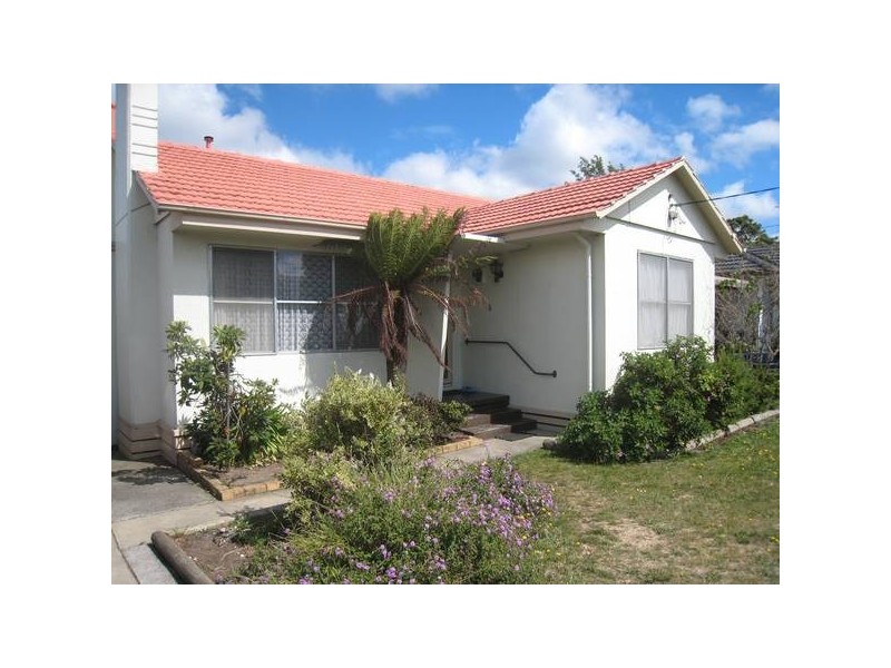 8 Bottlebrush Drive, Doveton VIC 3177