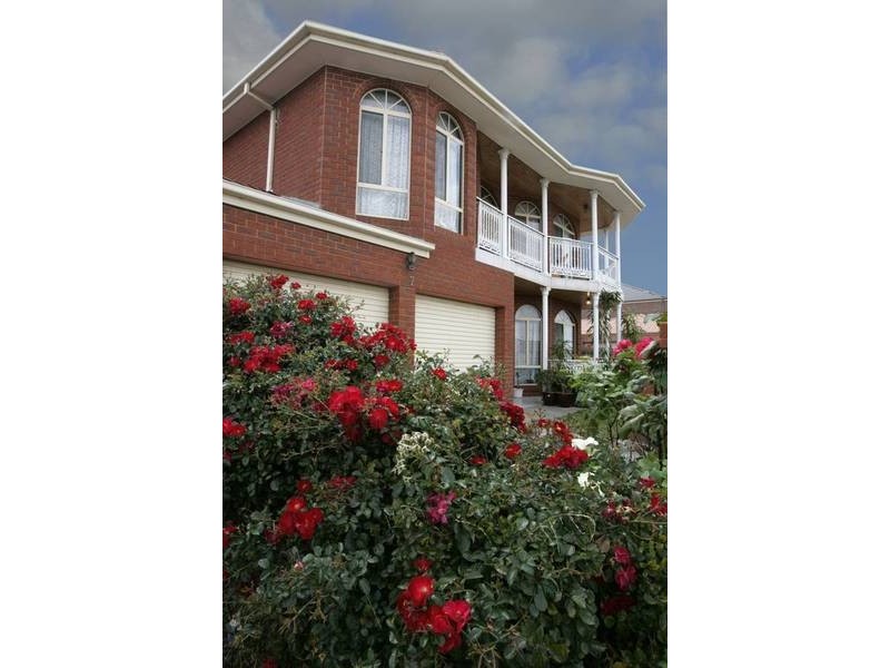 7 Aileen Court, Hallam VIC 3803