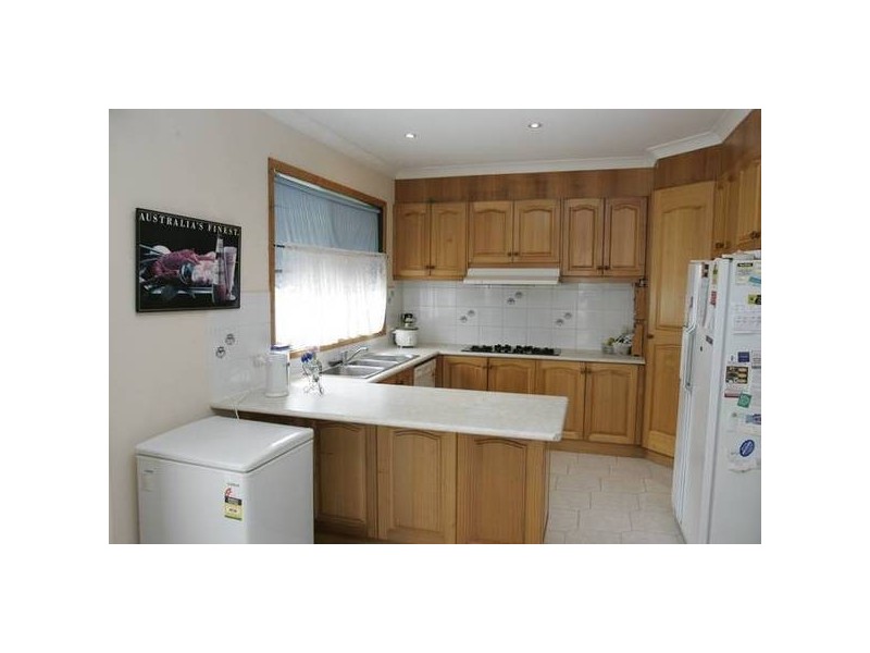 7 Aileen Court, Hallam VIC 3803