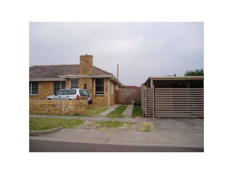 1/4 Vizard Street, Dandenong VIC 3175
