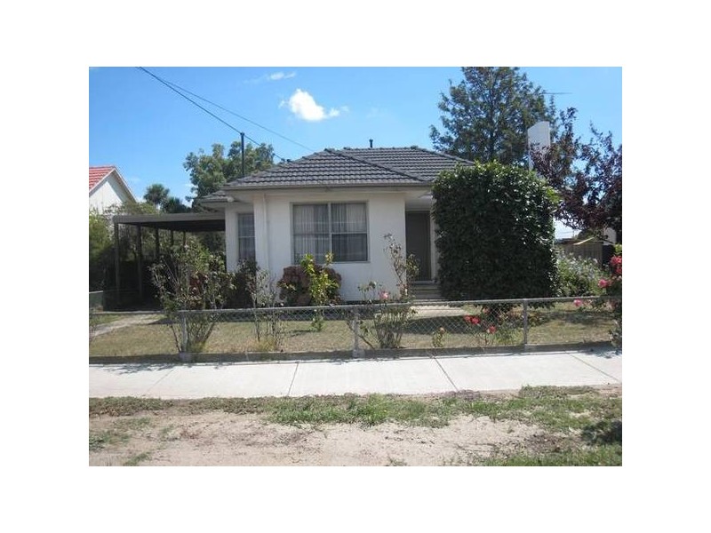 10 Bottlebrush Drive, Doveton VIC 3177