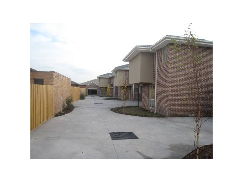 3 & 5/38 Hammond Road, Dandenong VIC 3175