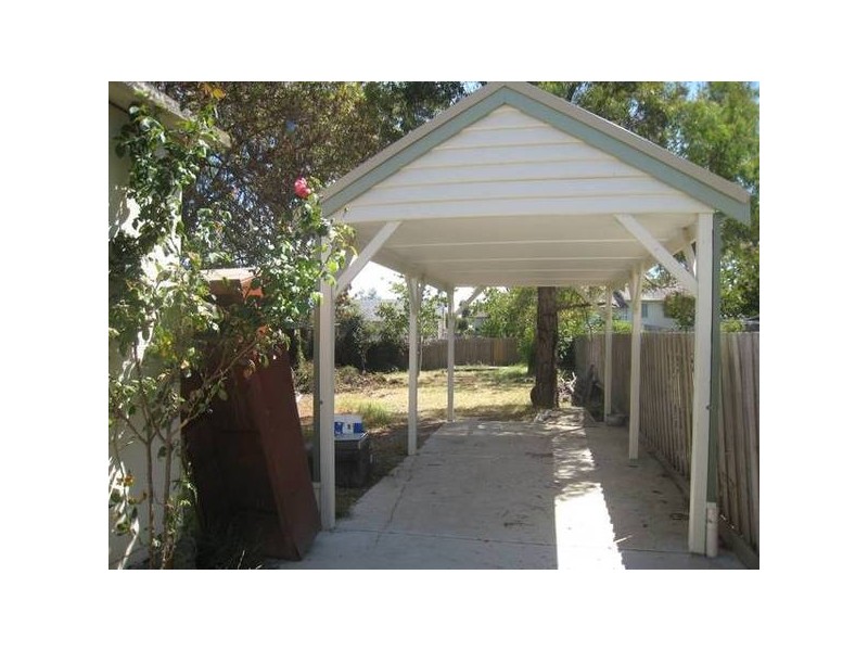 15 Tristania Street, Doveton VIC 3177