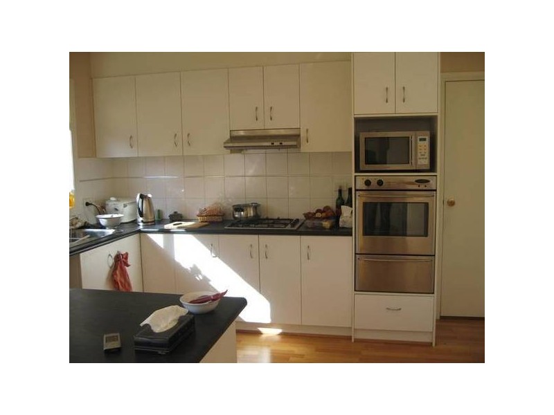 4/23 New Street, Dandenong VIC 3175