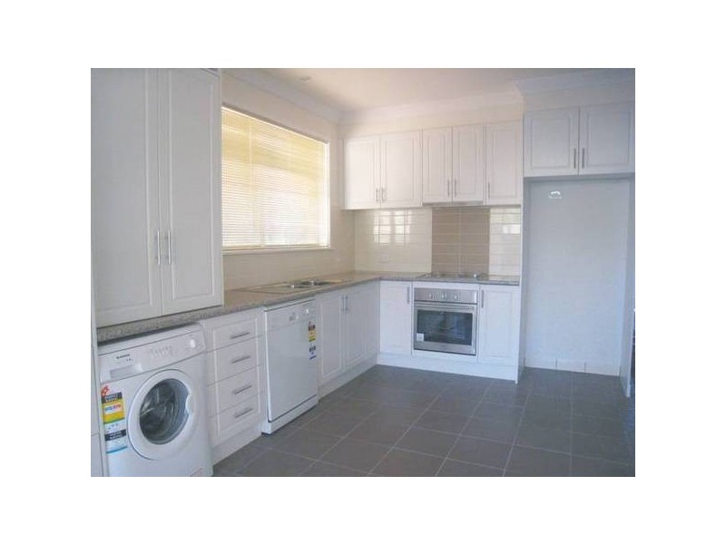 24 Liquidamber Street, Doveton VIC 3177