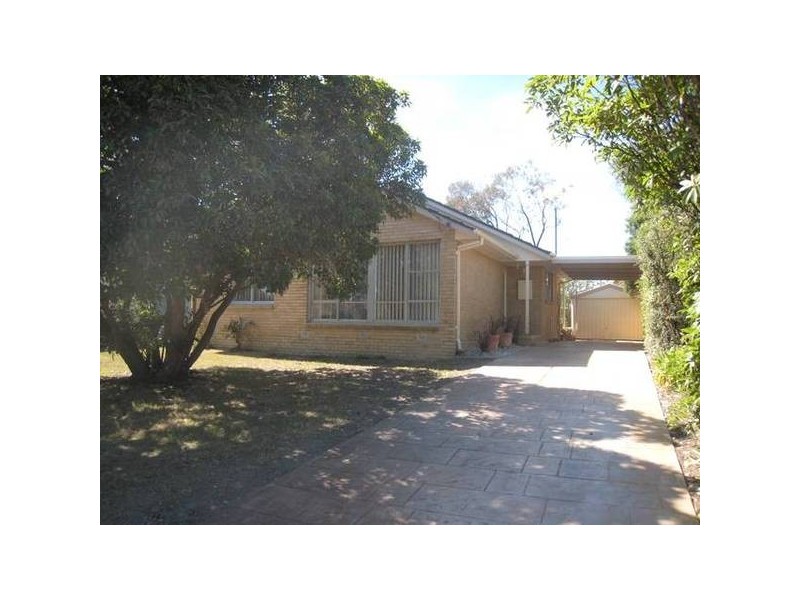 24 Liquidamber Street, Doveton VIC 3177