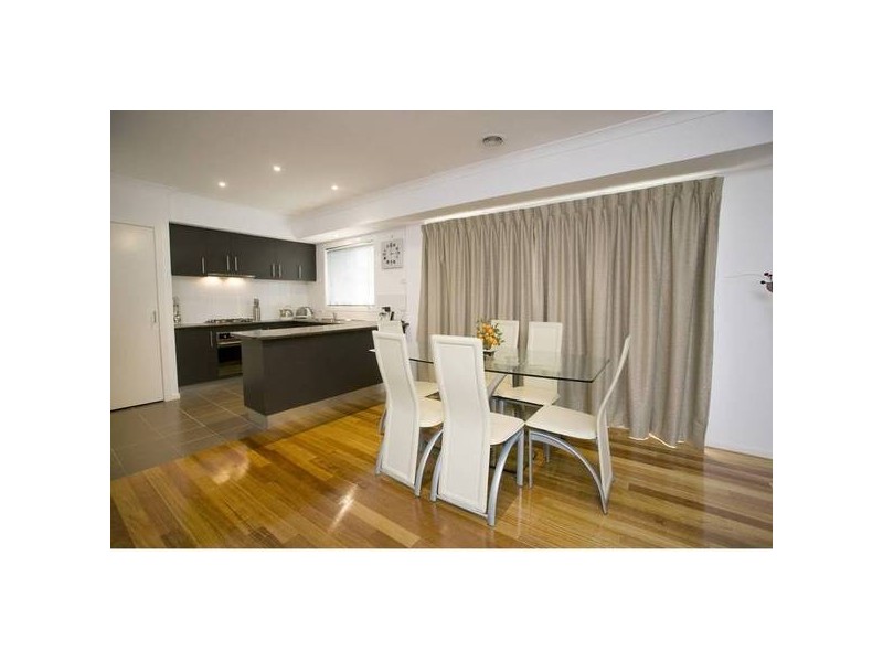 8/109-111 McFees Road, Dandenong North VIC 3175