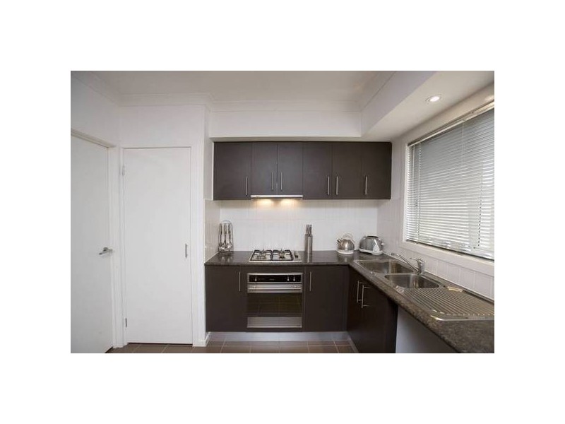 8/109-111 McFees Road, Dandenong North VIC 3175