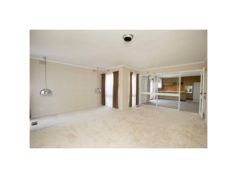 96 Rawdon Hill Drive, Dandenong North VIC 3175