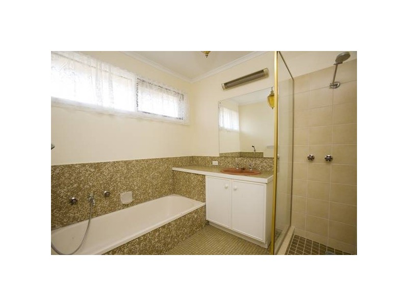 96 Rawdon Hill Drive, Dandenong North VIC 3175