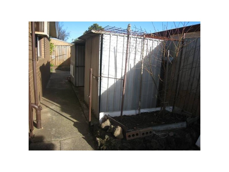 96 Rawdon Hill Drive, Dandenong North VIC 3175