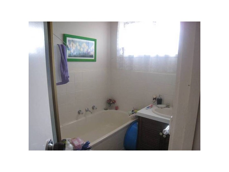 2/34 Hammond Road, Dandenong VIC 3175