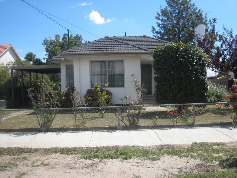 10 Bottlebrush Drive, Doveton VIC 3177