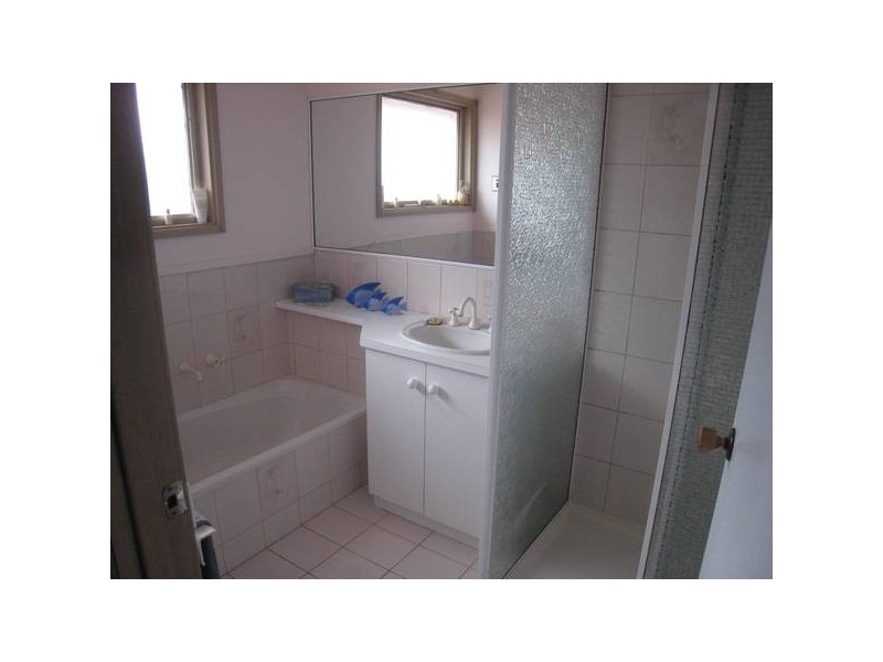 3 Antrim Close, Endeavour Hills VIC 3802