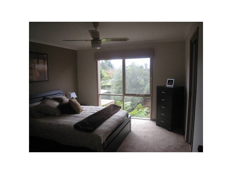 3 Antrim Close, Endeavour Hills VIC 3802