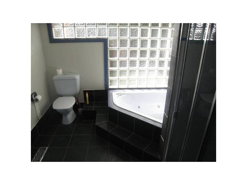 11 Lynette Court, Noble Park VIC 3174