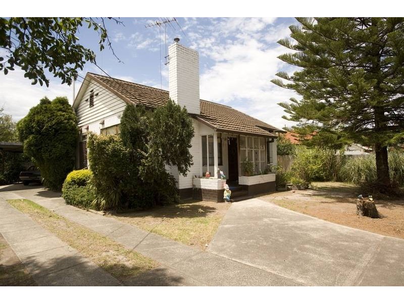 11 Gwenda Street, Dandenong VIC 3175