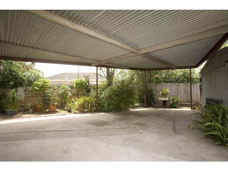 11 Gwenda Street, Dandenong VIC 3175