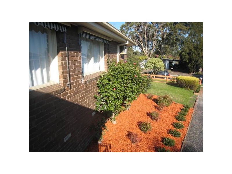 8 Jones Court, Endeavour Hills VIC 3802