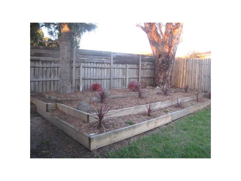 8 Jones Court, Endeavour Hills VIC 3802