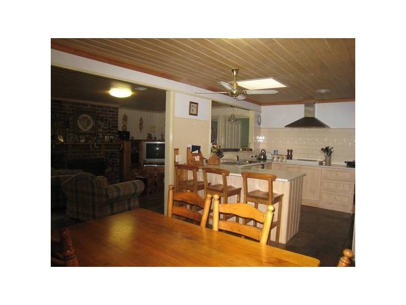 9 Patterson Court, Endeavour Hills VIC 3802