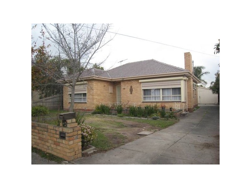 18 Phillip Street, Dandenong North VIC 3175