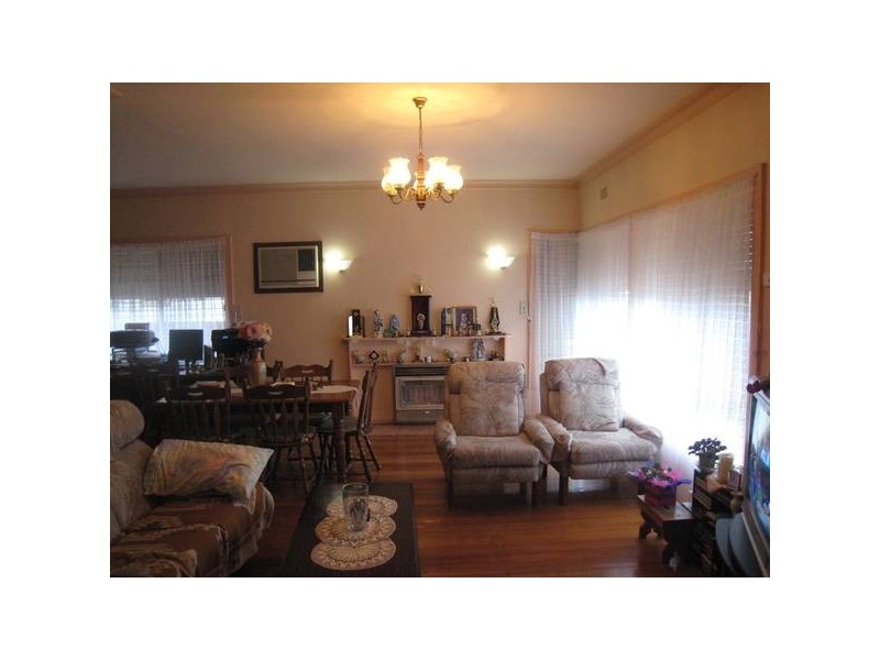 18 Phillip Street, Dandenong North VIC 3175