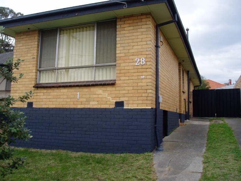 1/28 Garside Street, Dandenong VIC 3175