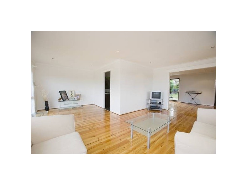 70 William Hovel Drive, Endeavour Hills VIC 3802