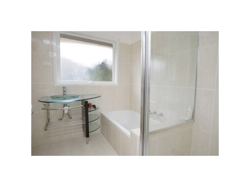 70 William Hovel Drive, Endeavour Hills VIC 3802