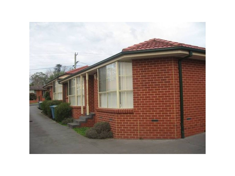 2/99 Clow Street, Dandenong VIC 3175