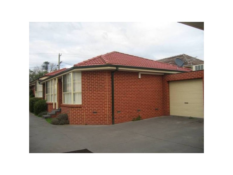 2/99 Clow Street, Dandenong VIC 3175