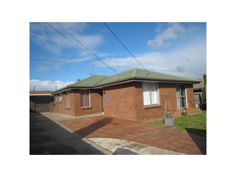 5 Tarene Street, Dandenong VIC 3175