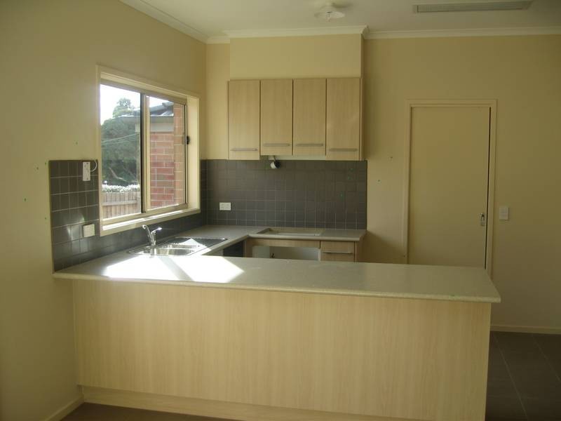2/108 Ann Street, Dandenong VIC 3175