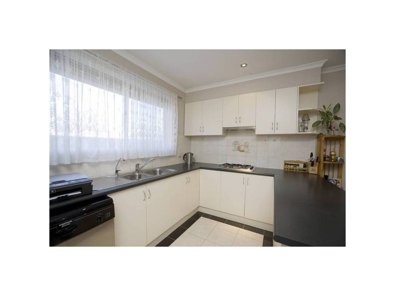 1/32 David Street, Dandenong VIC 3175