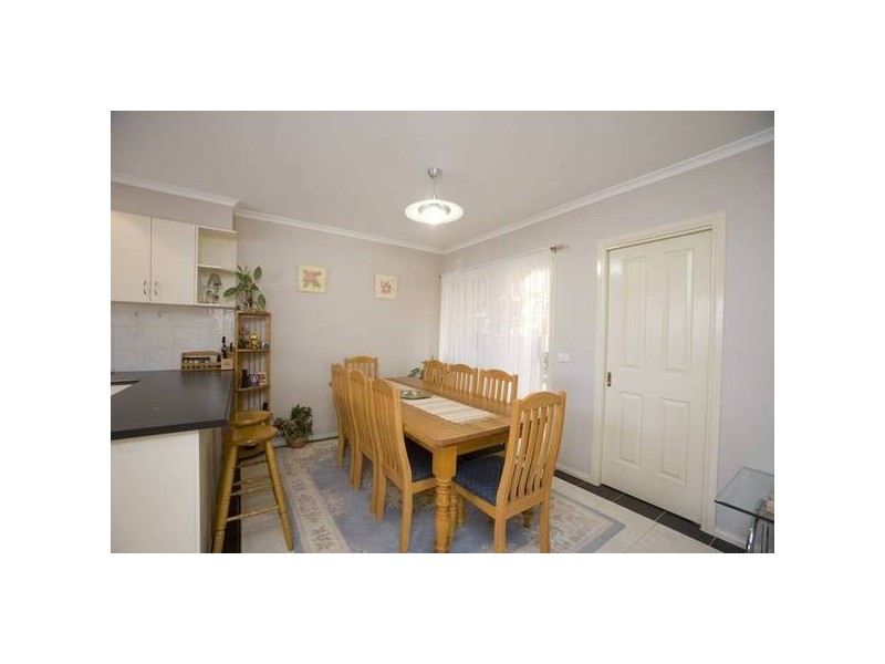 1/32 David Street, Dandenong VIC 3175