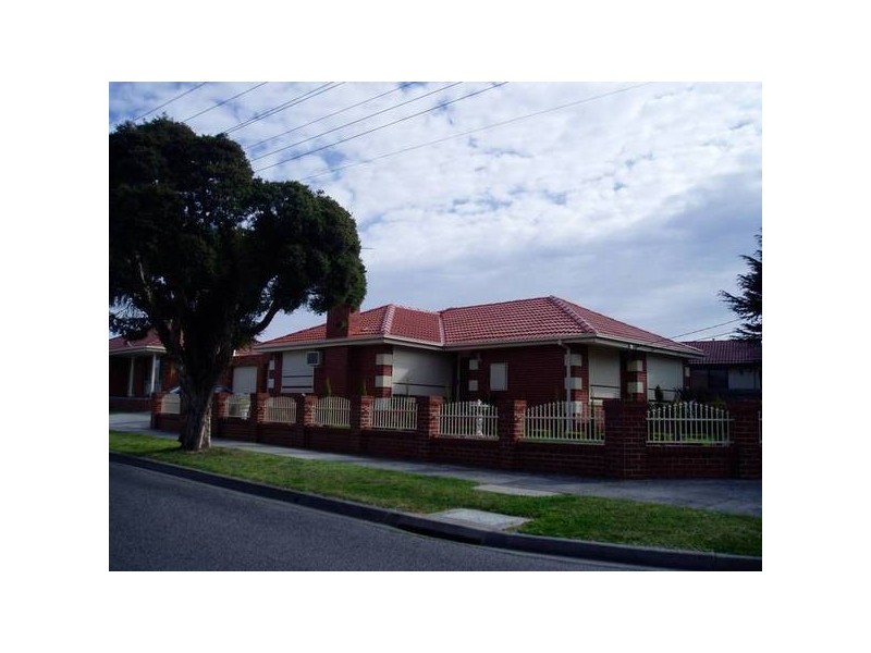 38 Victor Avenue, Dandenong North VIC 3175