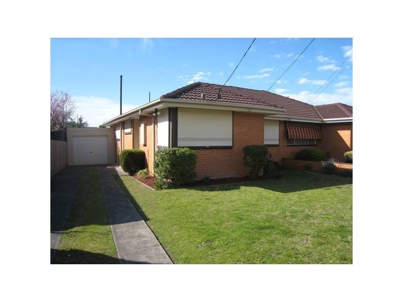2/1 Brunet Street, Dandenong North VIC 3175