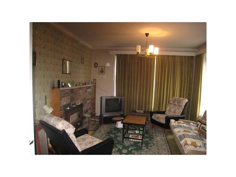 42 Charles Avenue, Hallam VIC 3803