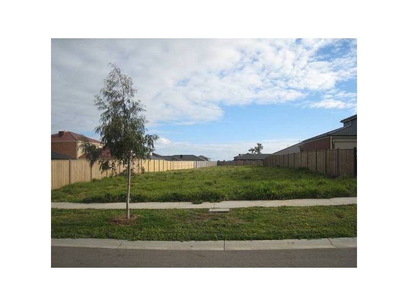 3 Saltbush Avenue, Lyndhurst VIC 3975